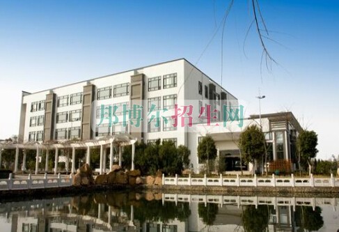 安徽中醫(yī)藥高等??茖W(xué)校