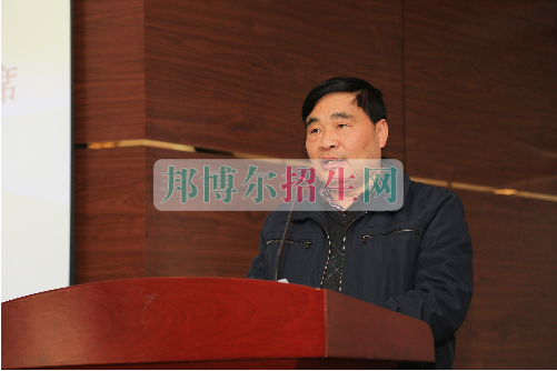 成都航空職業(yè)技術(shù)學(xué)院第三屆第一次教職工代表、工會會員代表大會勝利召開