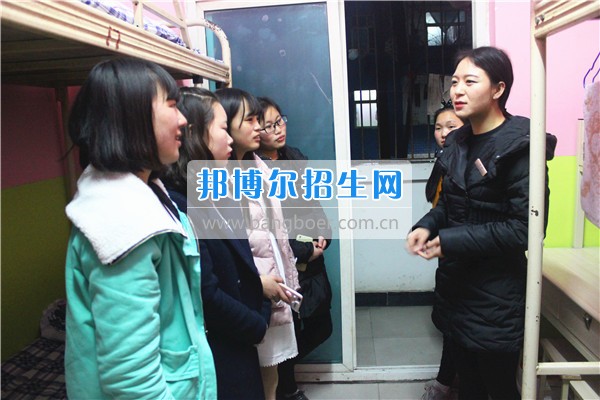 成都希望幼師學(xué)校是責(zé)任？更是一種愛！