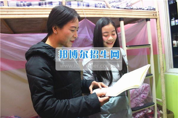 成都希望幼師學(xué)校是責(zé)任？更是一種愛！