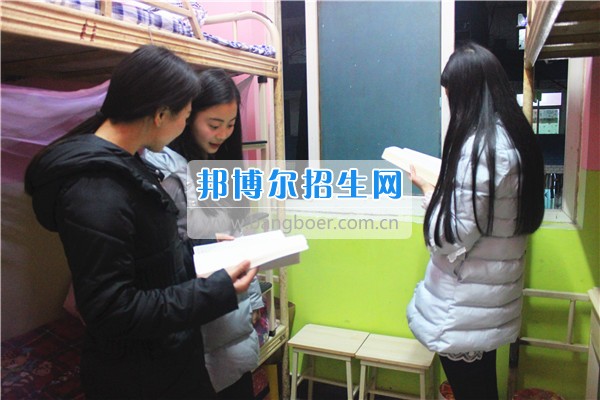 成都希望幼師學(xué)校是責(zé)任？更是一種愛！