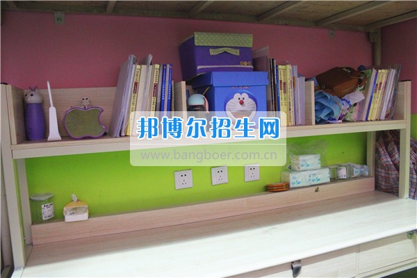 成都希望幼師學(xué)校是責(zé)任？更是一種愛！