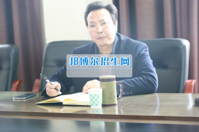 川北幼兒師范高等?？茖W(xué)校召開2017年度校內(nèi)項(xiàng)目經(jīng)費(fèi)預(yù)算布置會(huì)