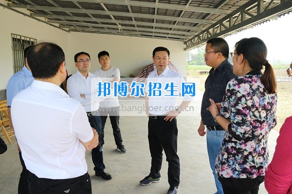 2017年成都農業(yè)科技職業(yè)學院召開“校地合作、共建園區(qū)”專題會