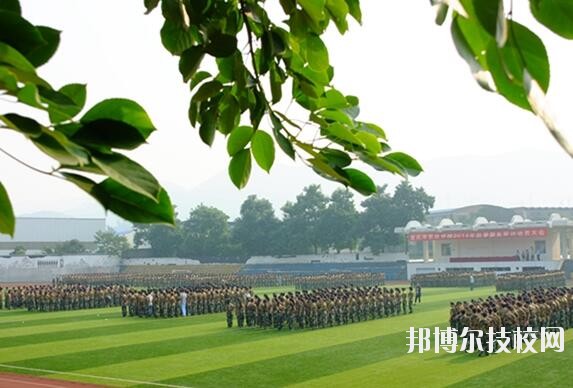 重慶農(nóng)業(yè)學(xué)校2020年報名條件、招生要求、招生對象