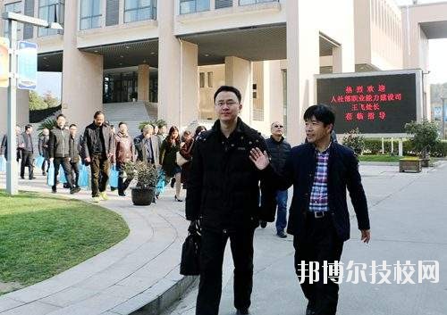 杭州技師學(xué)院2020年報名條件、招生要求、招生對象
