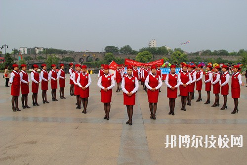 成都新運(yùn)職業(yè)學(xué)校2020年報名條件、招生要求、招生對象