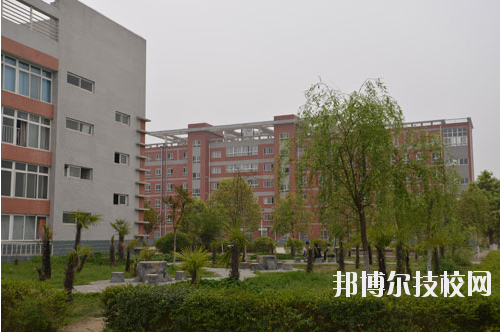 陜西航空技師學(xué)院2020年報名條件、招生要求、招生對象