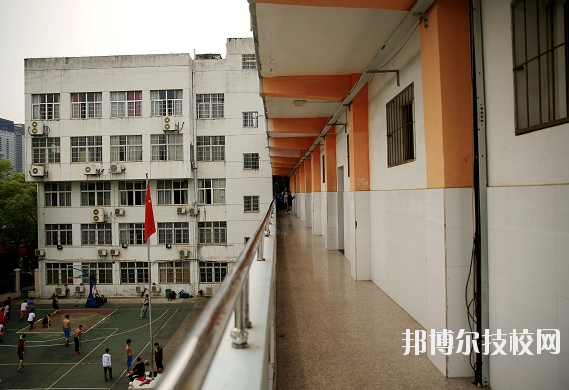 南昌體育運(yùn)動學(xué)校2020年報(bào)名條件、招生要求、招生對象