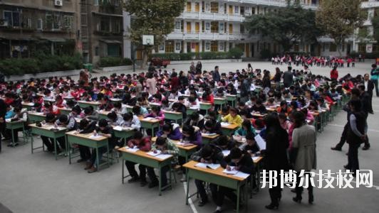 簡(jiǎn)陽育英文武職業(yè)技術(shù)學(xué)校學(xué)校怎么樣
