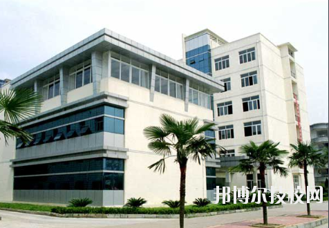 江西化學工業(yè)高級技工學校2020年報名條件、招生要求、招生對象