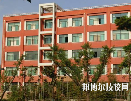 天水市職業(yè)技術(shù)學(xué)校2020年報名條件、招生要求、招生對象