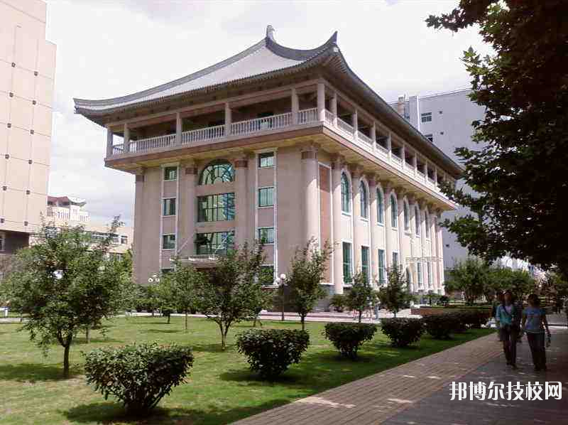 西安音樂(lè)學(xué)院附屬中等音樂(lè)學(xué)校2020年有哪些專(zhuān)業(yè)