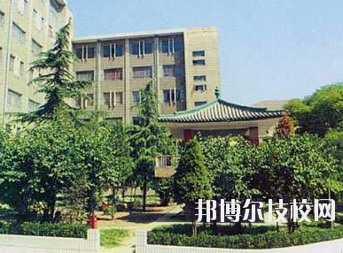 蘭州鐵路機(jī)械學(xué)校怎么樣、好不好