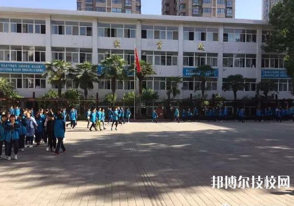 西安市機電職業(yè)技術(shù)學(xué)校2020年報名條件、招生要求、招生對象 