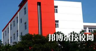 長(zhǎng)慶石油學(xué)校2020年報(bào)名條件、招生要求、招生對(duì)象