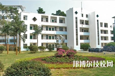  上高職業(yè)技術(shù)學(xué)校怎么樣、好不好
