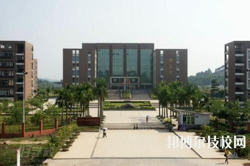 武漢南華光電職業(yè)技術(shù)學(xué)校學(xué)校怎么樣、好不好