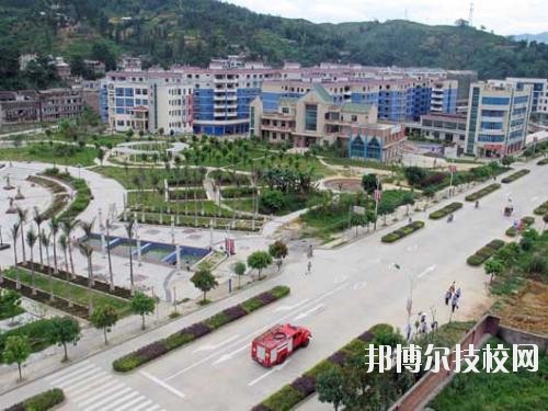 望謨中等職業(yè)學(xué)校2020年報(bào)名條件、招生要求、招生對(duì)象