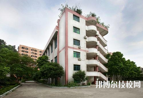 重慶護士學(xué)校怎么樣、好不好