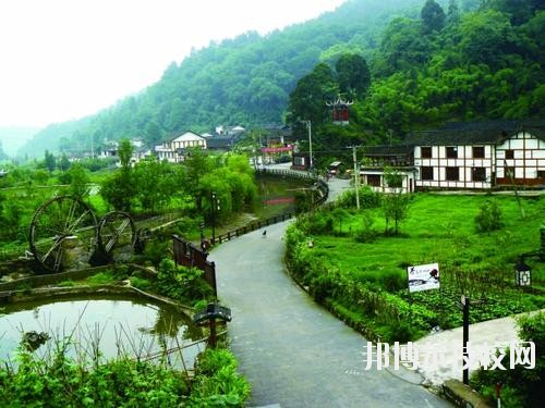貴陽(yáng)烏當(dāng)中等職業(yè)學(xué)校怎么樣、好不好