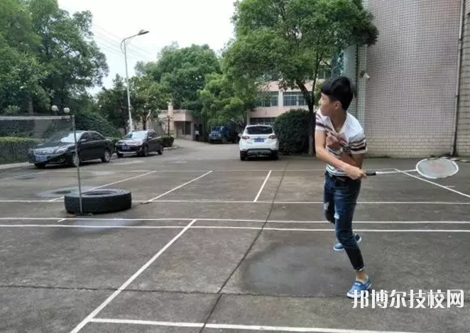 江西新興產(chǎn)業(yè)工程學(xué)校2020年報名條件、招生要求、招生對象