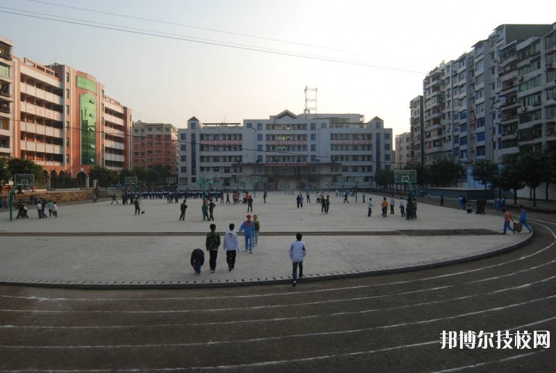 四川省鄰水縣興仁職業(yè)中學(xué)2020年報名條件、招生要求、招生對象