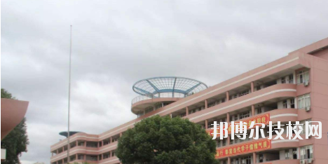 靈山第二職業(yè)技術(shù)學(xué)校2020年報(bào)名條件、招生要求、招生對(duì)象