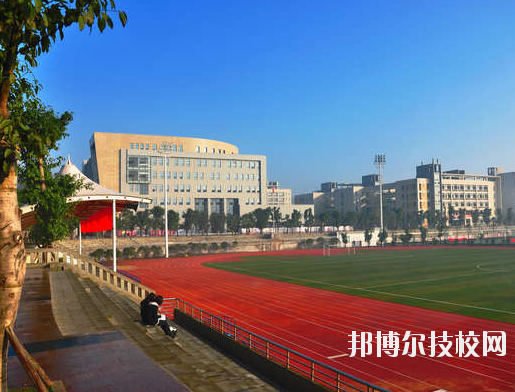 重慶渝中高級(jí)職業(yè)學(xué)校2020年報(bào)名條件、招生要求、招生對(duì)象