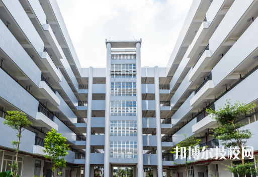 廣州財(cái)經(jīng)職業(yè)學(xué)校2020年報(bào)名條件、招生要求、招生對(duì)象