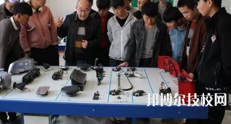 永靖縣職業(yè)技術(shù)學(xué)校2020年學(xué)費(fèi)、收費(fèi)多少
