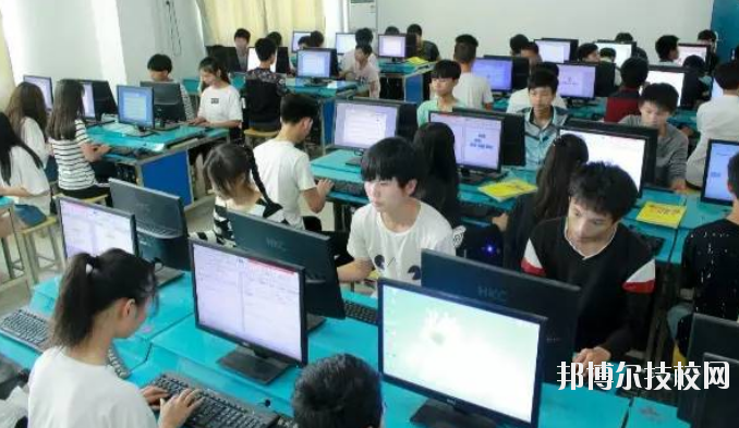 信豐中等專業(yè)學(xué)校怎么樣、好不好