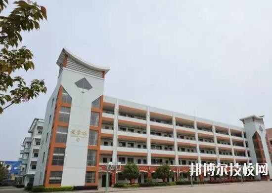 義烏城鎮(zhèn)職業(yè)技術(shù)學(xué)校2020年報名條件、招生要求、招生對象