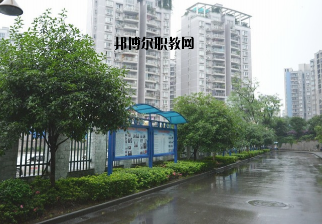 重慶五里店職業(yè)中學2020年報名條件、招生要求、招生對象