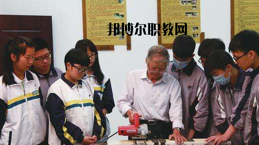 瑞安職業(yè)中等專業(yè)學校2020年報名條件、招生要求、招生對象