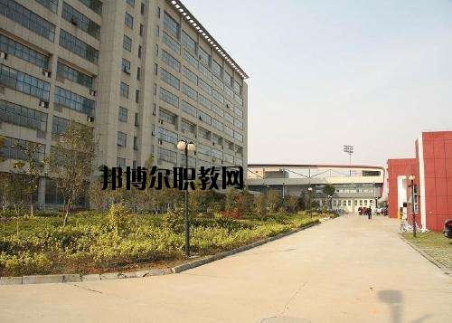 九江華東電子信息學(xué)校2020年報名條件、招生要求、招生對象 
