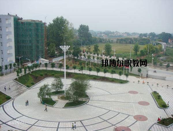 來鳳中等職業(yè)技術(shù)學校怎么樣、好不好