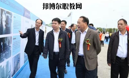 廣西建工建筑安裝技工學(xué)校2020年報(bào)名條件、招生要求、招生對(duì)象