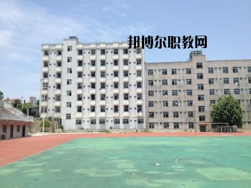 貴州省電子工業(yè)學校2020年報名條件、招生要求、招生對象