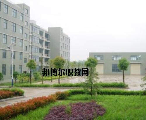 羅山中等職業(yè)學(xué)校2021年報名條件、招生對象