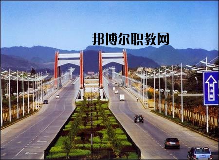 貴州省城鄉(xiāng)建設(shè)學(xué)校怎么樣、好不好