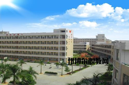 曲靖羅平職業(yè)技術學校2020年學費、收費多少