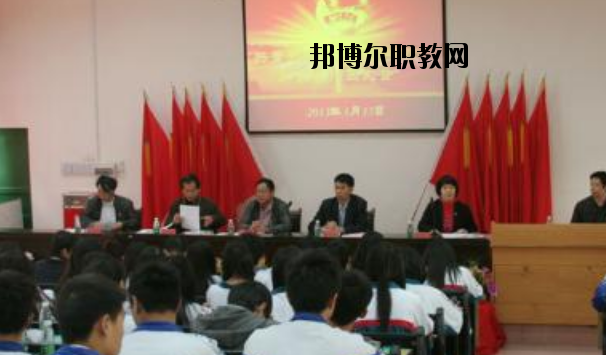 廣東工業(yè)高級(jí)技工學(xué)校怎么樣、好不好