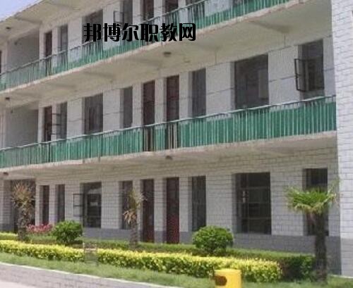 新鄉(xiāng)衛(wèi)生學(xué)校怎么樣、好不好