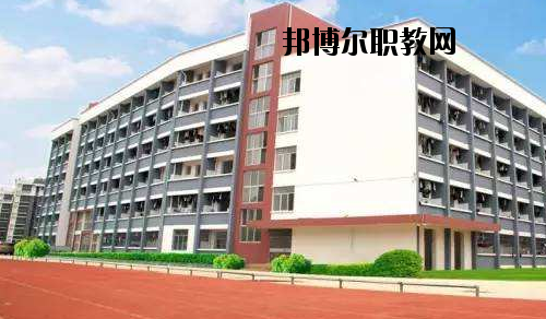 廣西商業(yè)技師學(xué)院2020年報(bào)名條件、招生要求、招生對(duì)象