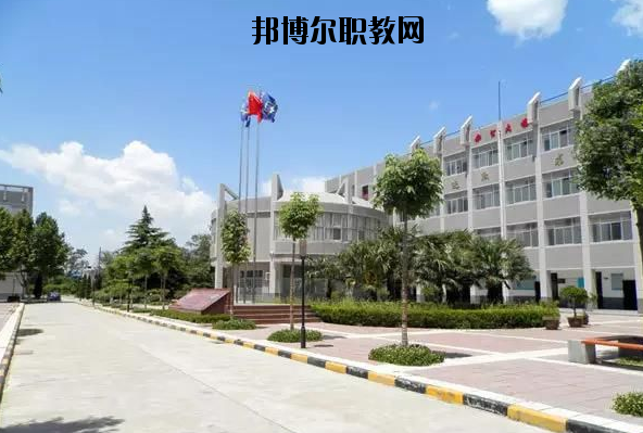 西安高陵區(qū)職業(yè)技術(shù)教育中心2020年報(bào)名條件、招生要求、招生對(duì)象 