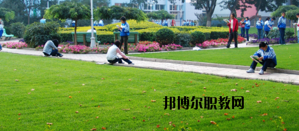 甘肅工業(yè)技師學院2020年報名條件、招生要求、招生對象