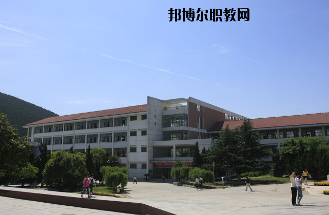江蘇張家港第三職業(yè)高級中學2020年報名條件、招生要求、招生對象
