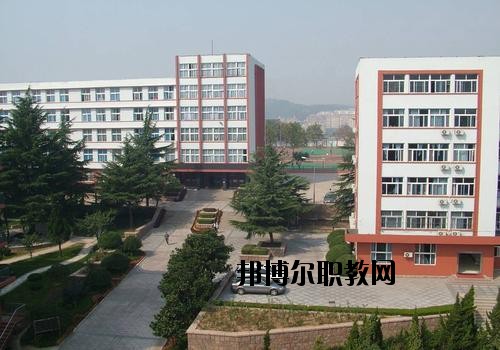 龍南職業(yè)中等專業(yè)學校2020年招生辦聯系電話