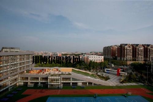 綿陽工貿(mào)學(xué)校2020年報(bào)名條件、招生要求、招生對象